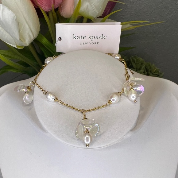 kate spade Jewelry - Kate Spade Painted Petal Pearl Bracelet